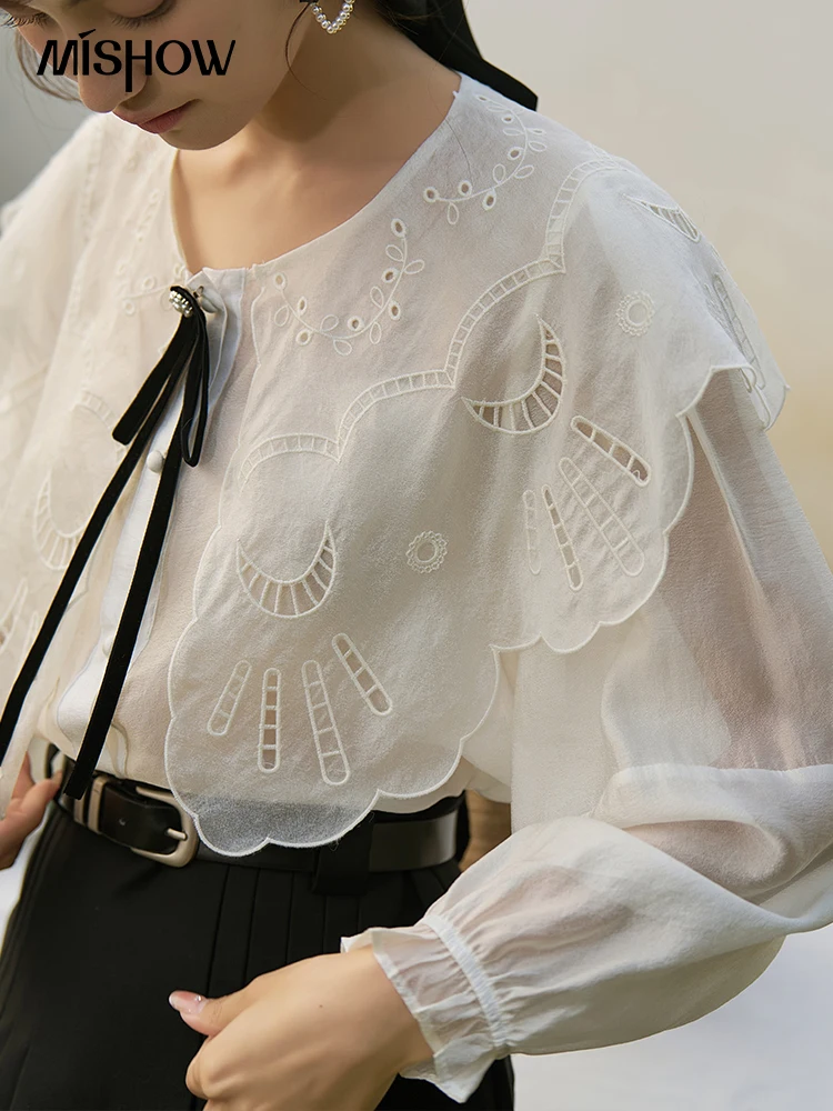 MISHOW Lace Tops for Women Spring/Summer French Peter Pan Collar V Neck Sweet Single Breasted Female Blouses MXC14C0010