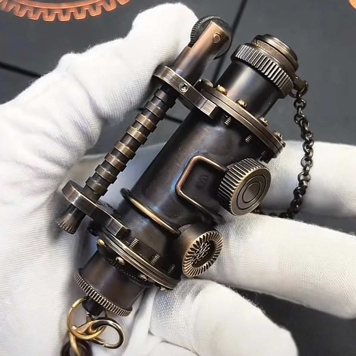 

Латунная керосиновая зажигалка в стиле ретро в стиле стимпанк, многоступенчатая механическая структура, инструмент для зажигания коллекционного класса ручной работы