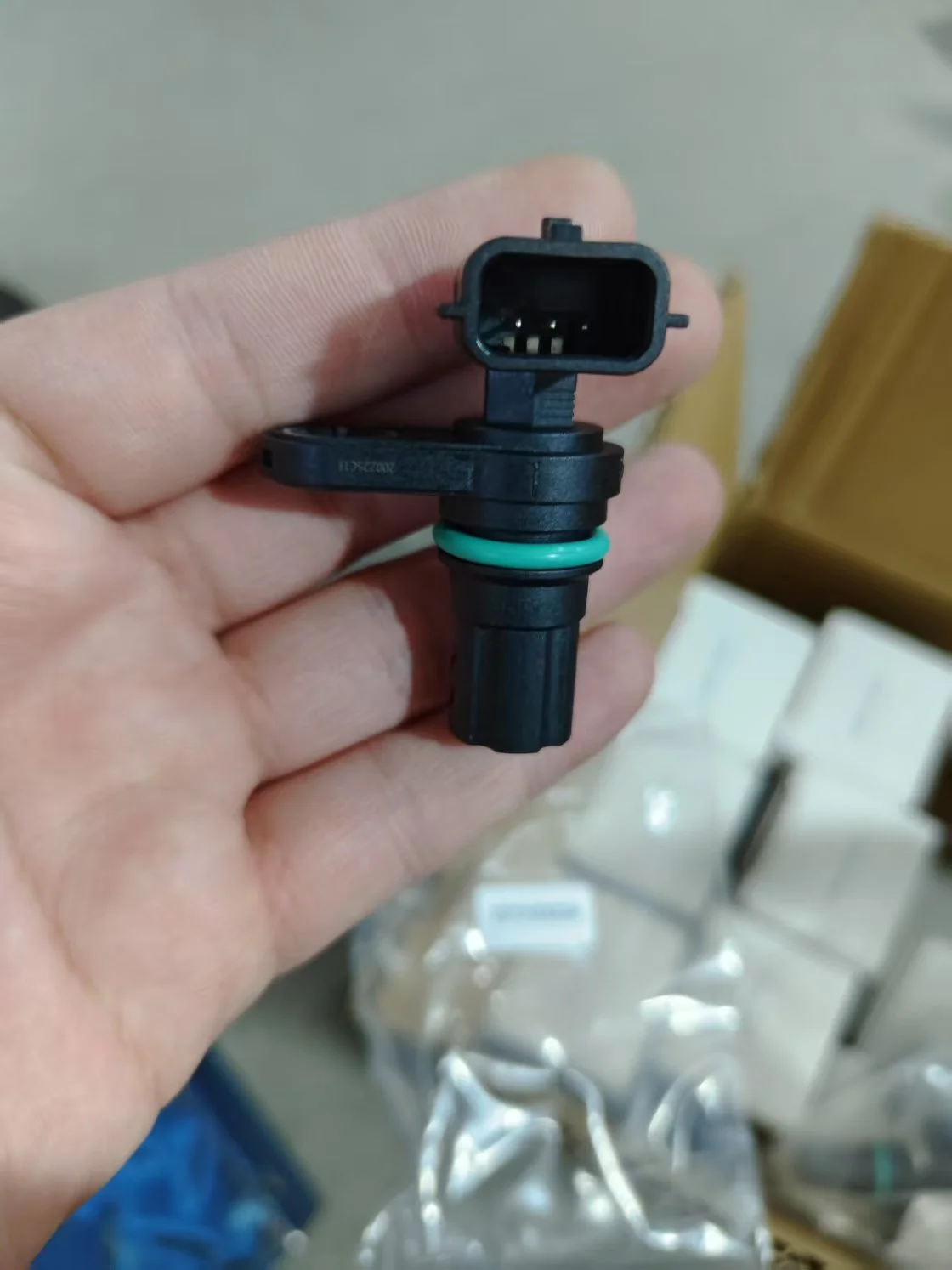 10 Pcs 23731-EN22A Crankshaft Position Sensor For Nissan Nv200 Cube Sentra Tiida Versa 1.8L 2.0L 2007-2015 23731EN22A