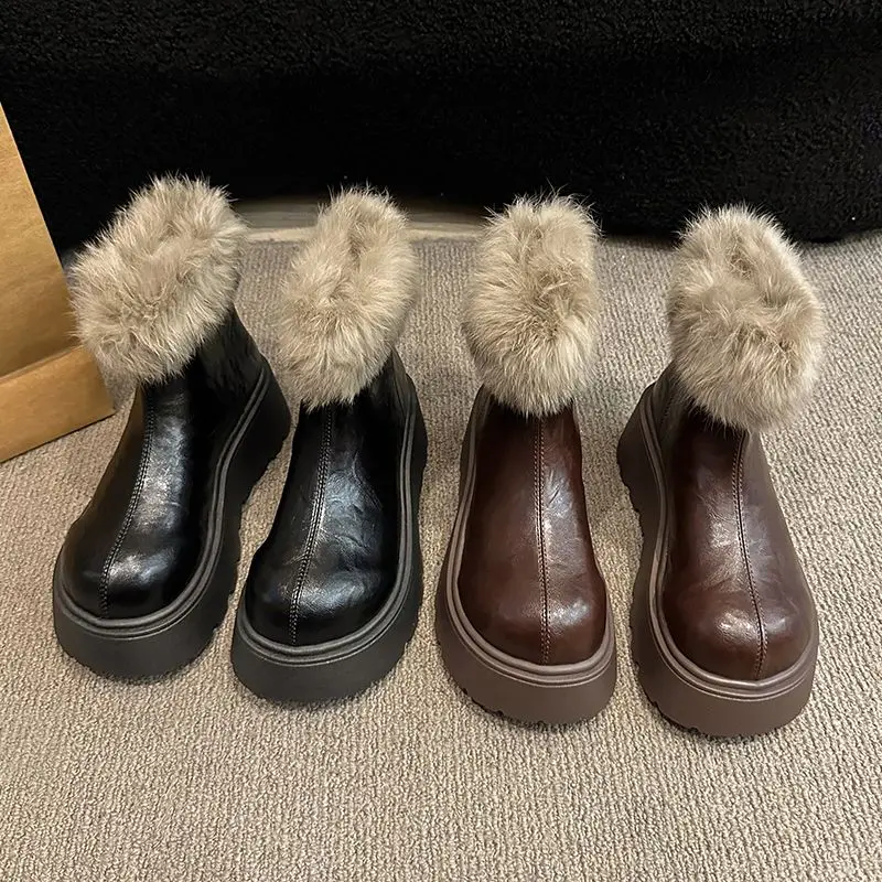 Women's Winter Foot… - image