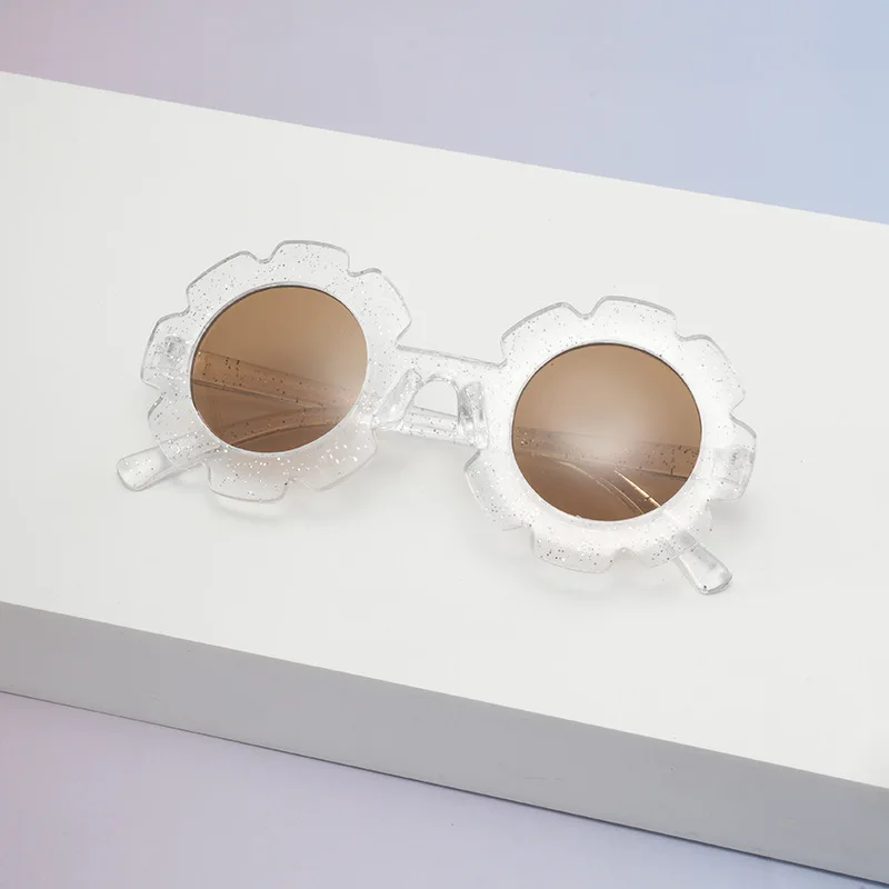 Niedliche runde Sonnenbrille mit Blumenmuster, modische Brille für junge Leute, langlebiger PC-Rahmen, perfekt für Outdoor-Spaß und Modenschauen – Detail 8
