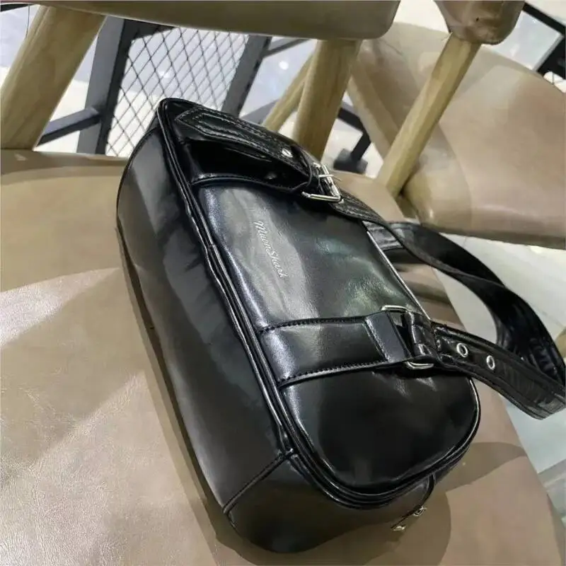 Bloom Black Shoulder Bags Women New High Street Pu Leather Casual Y2k Handbag Female Vintage Square Underarm Bag Purse