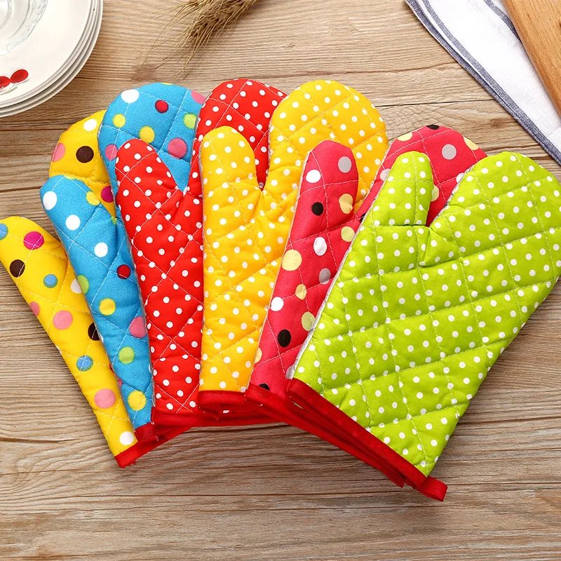 

Cute Kitchen Tool Mitten Microwave Oven Glove Non Slip Household Thickened Insulated Baking Heat Resistant Gloves Oven Mitts