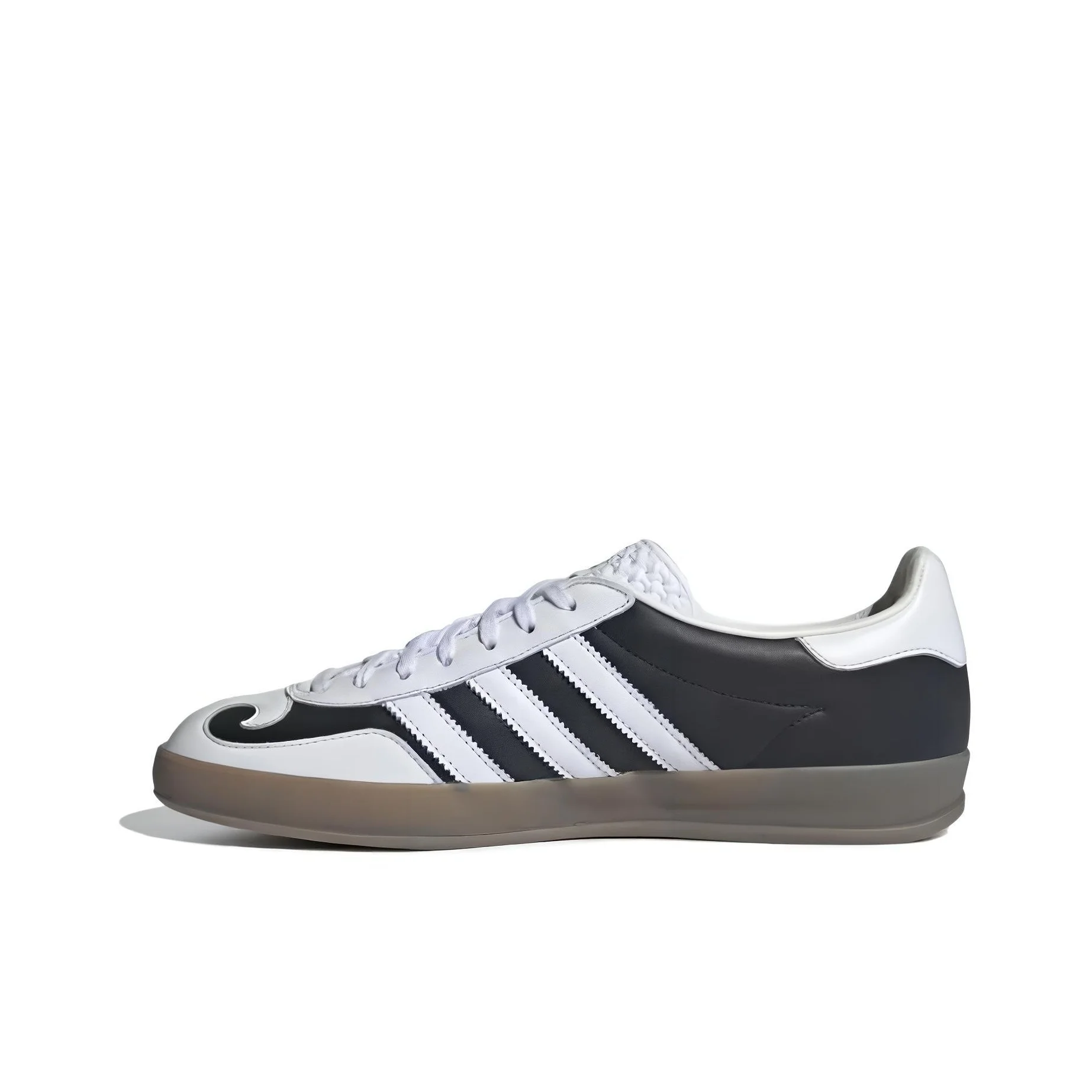 adidas-originals-gazelle-indoor-scarpe-da-skateboard-a-profilo-basso-unisex-bianco-nero-ih9989