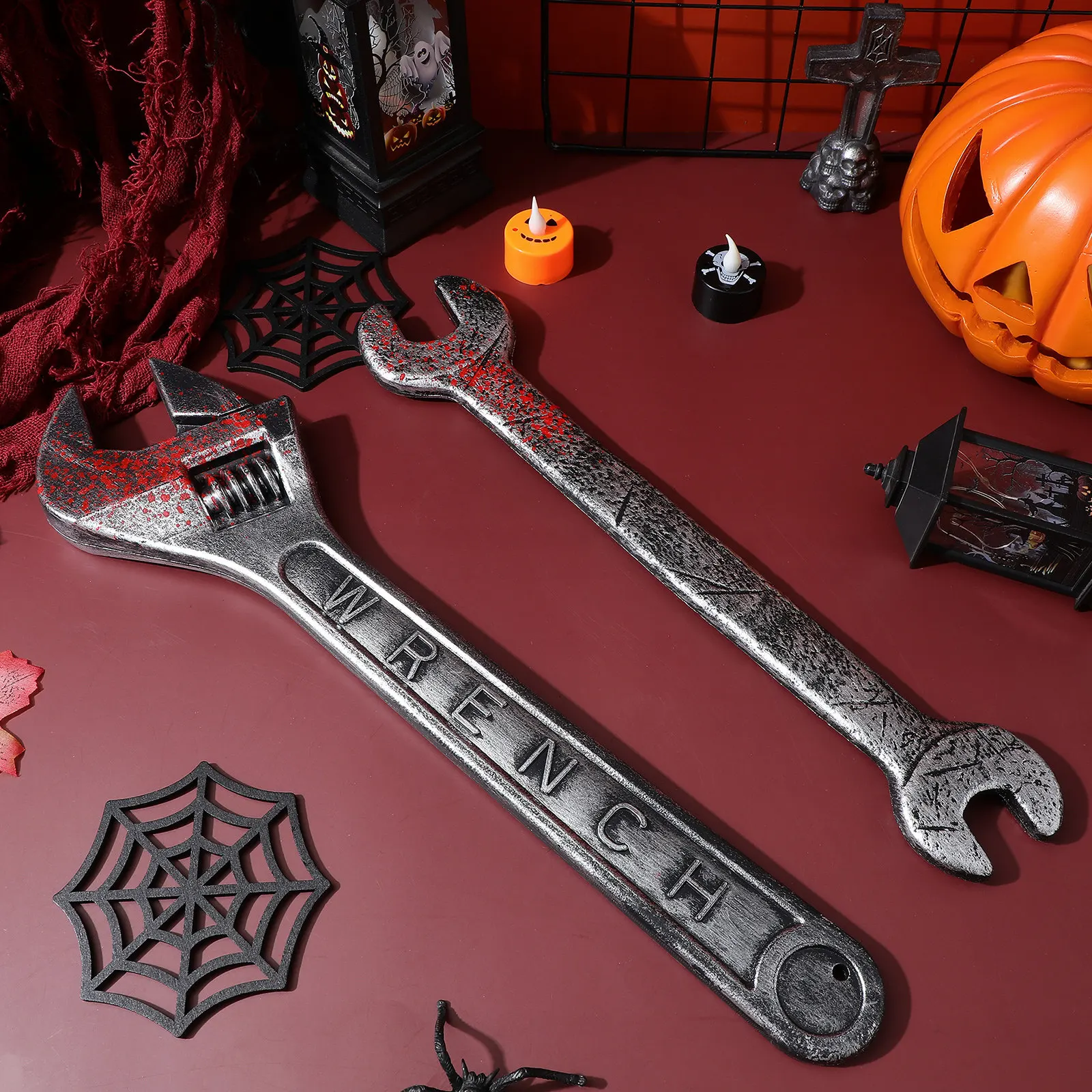 

2Pcs Horror Wrench Prop Bloody Simulation Tool for Halloween Costume Party Haunted House Decor Scary Photo Prop