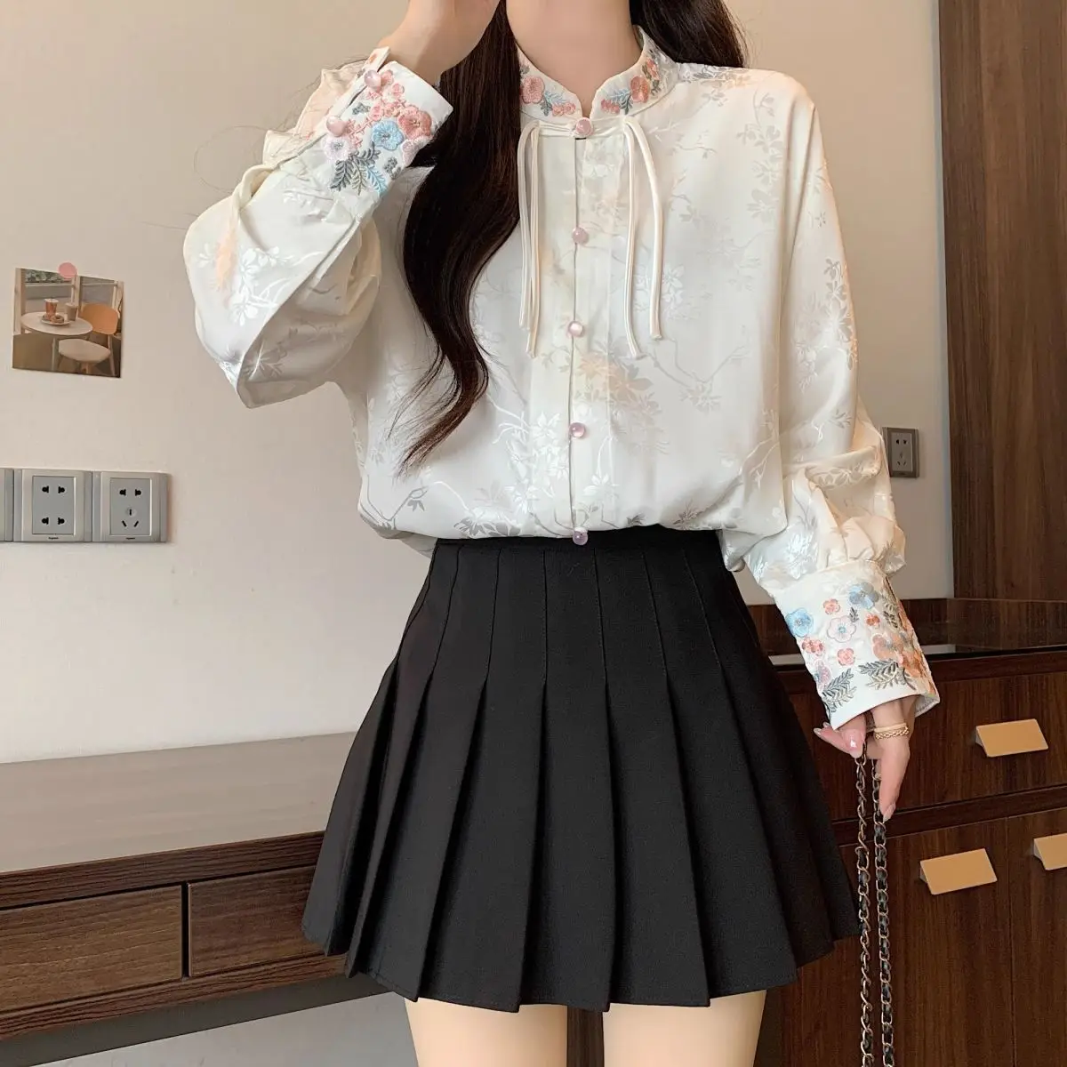 

Oversized Chinese Style Embroidered Vintage Chiffon Shirt Women In Early Spring Chubby Shirt Unique Stylish new Chinese style