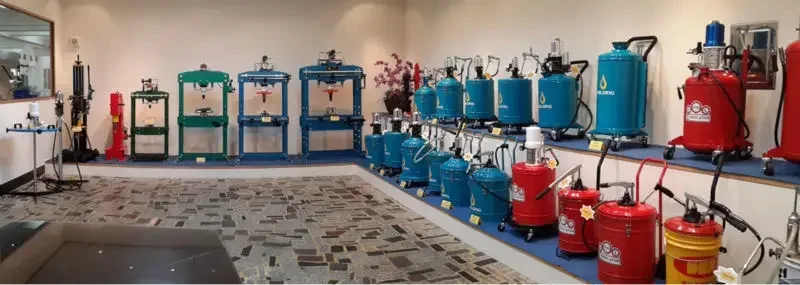 Quality Guaranteed Automatic  Type Dispenser Valves Pneumatic Plug & Gate Structure for Oil Media