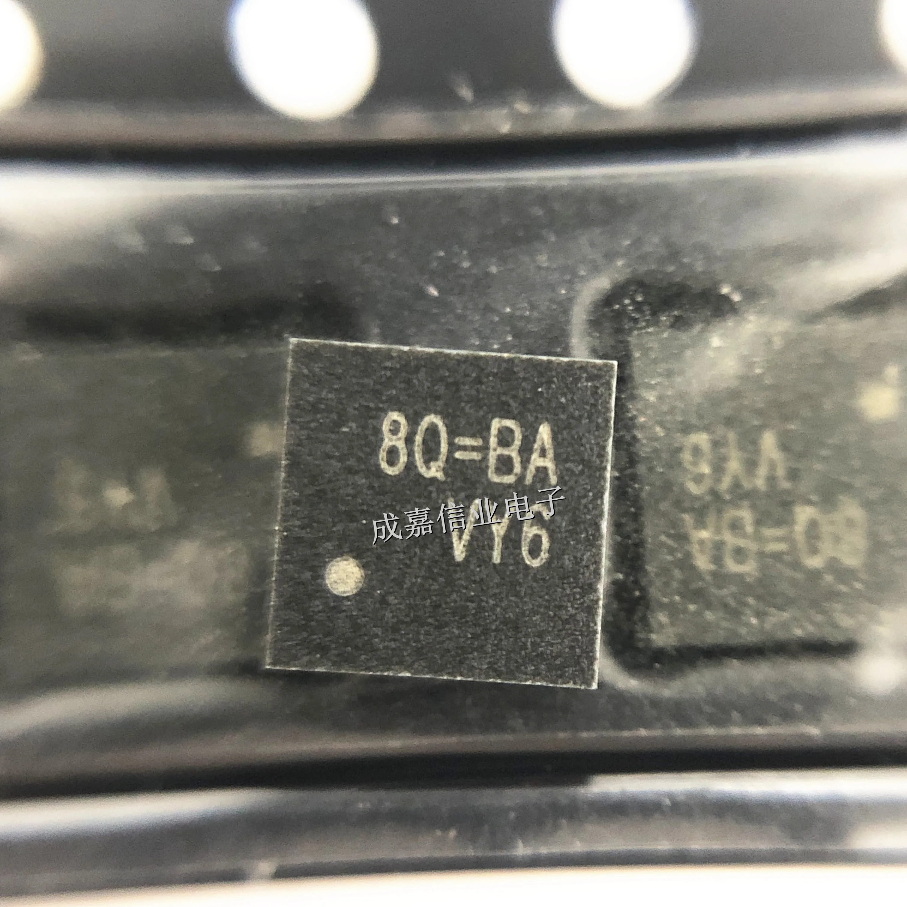 10pcs/Lot RT9471DGQW WQFN-24 MARKING;8Q= Power Management IC Development Tools 3.2A 3.9 V to 13.5 V