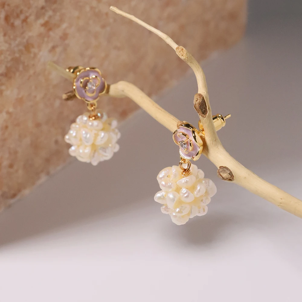 Natural Freshwater Pearl Flower Ball Flower Earrings Korean Style Women Luxury Jewelry Fashion Ladies and Girls Gift GE1575