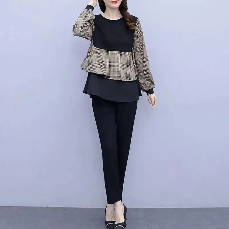 Fashion O-Neck Spliced Plaid Irregular Blouses Women\'s Clothing 2023 Autumn Winter Oversized Casual Tops Fake Two Pieces Shirts