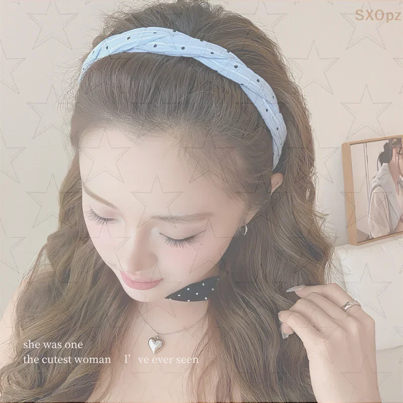 عصابة رأس على شكل موجة مع لمسات منقطة - رباط شعر على الطراز الكوري للعناية بالبشرة وتصدير الوجه