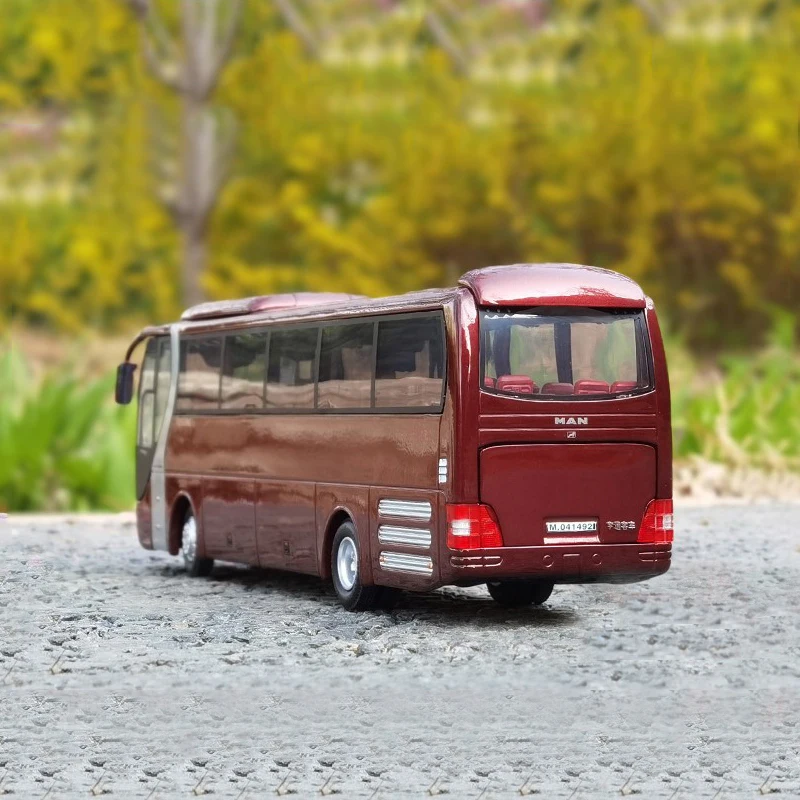 1: 42 Yutong Bus Yinzhixing ZK6120R41 Luxury Tourist Bus Model