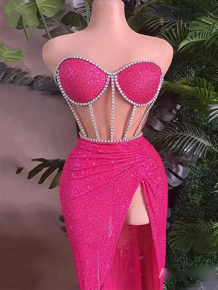 Hoge kwaliteit hot stamping pailletten sexy borst gewikkeld onregelmatige jurk 2025, nieuwe mode aangepaste dameskleding