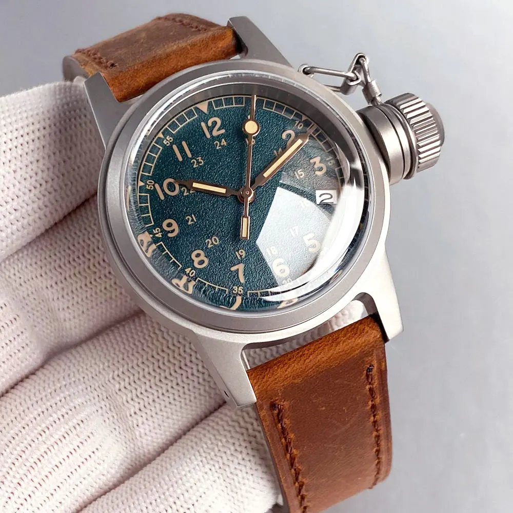 カスタマイズされたダークグリーンヴィンテージダイヤルミリタリー 36 ミリメートル NH35 自動メンズ腕時計ビッグクラウン 3.8 日付ドームサファイアガラスサンドブラストケース