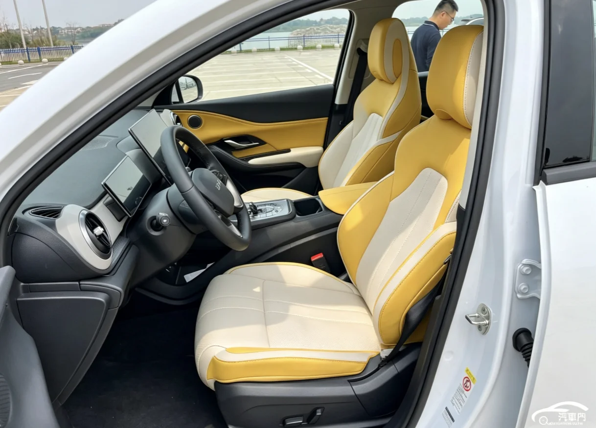 Für BYD Sealion 5 2025 Maßgefertigte Autositzbezüge Luxuriöses Nappaleder 100% Passgenau Innenraumzubehör 360 ° Vollständige Abdeckung – Detail 2