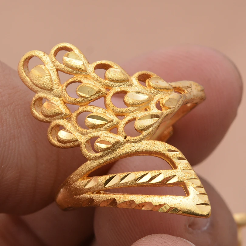 Wando 1pcs Ethiopian Dubai Stone Gold Color Ring Wedding Rings for Women Eritrea Africa Fashion Ring Middle East Jewelry Gift