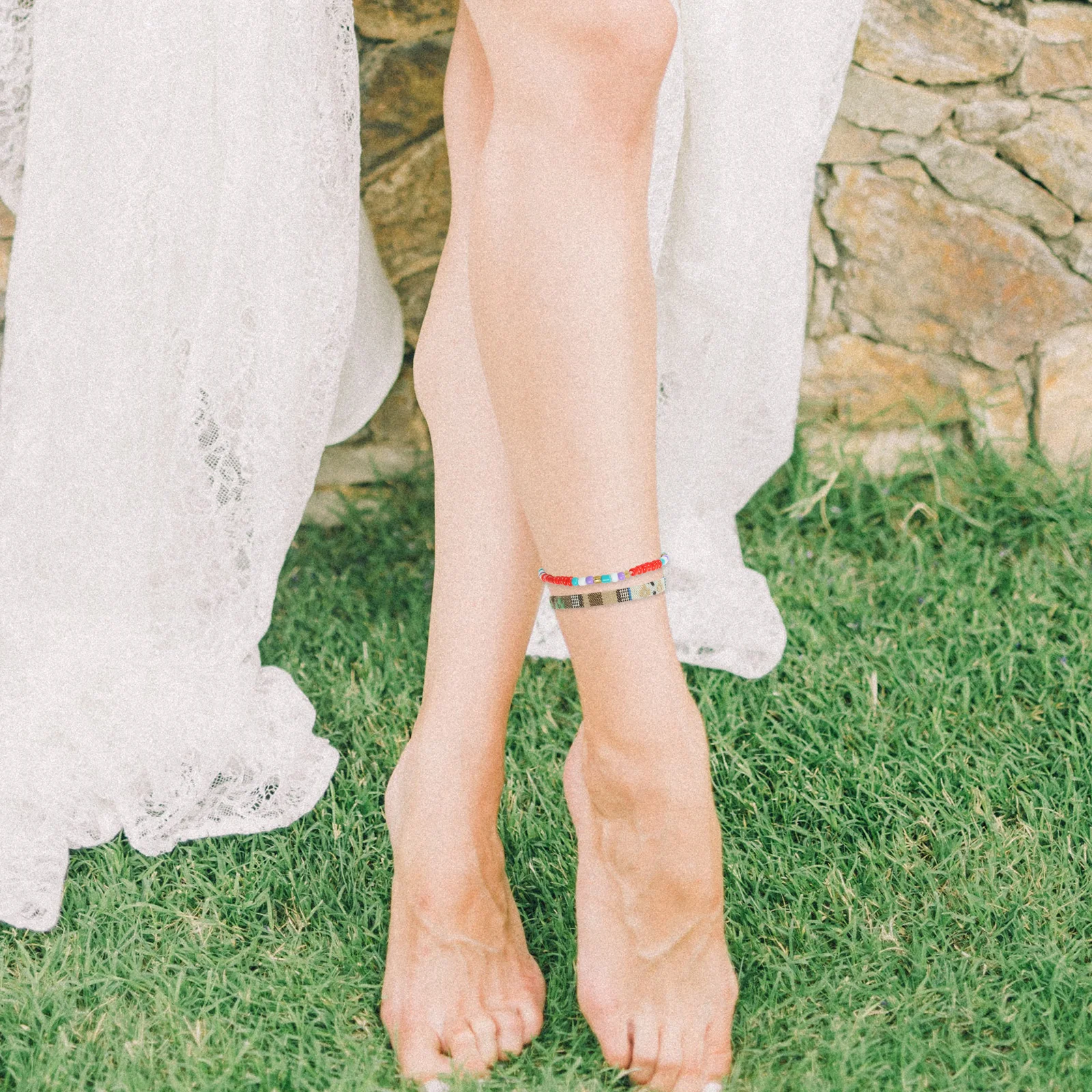 

18Pcs Stylish Woven Anklet Set Boho Beaded Foot Chains Comfortable Adjustable Colorful Beads for Party Vacation Gift