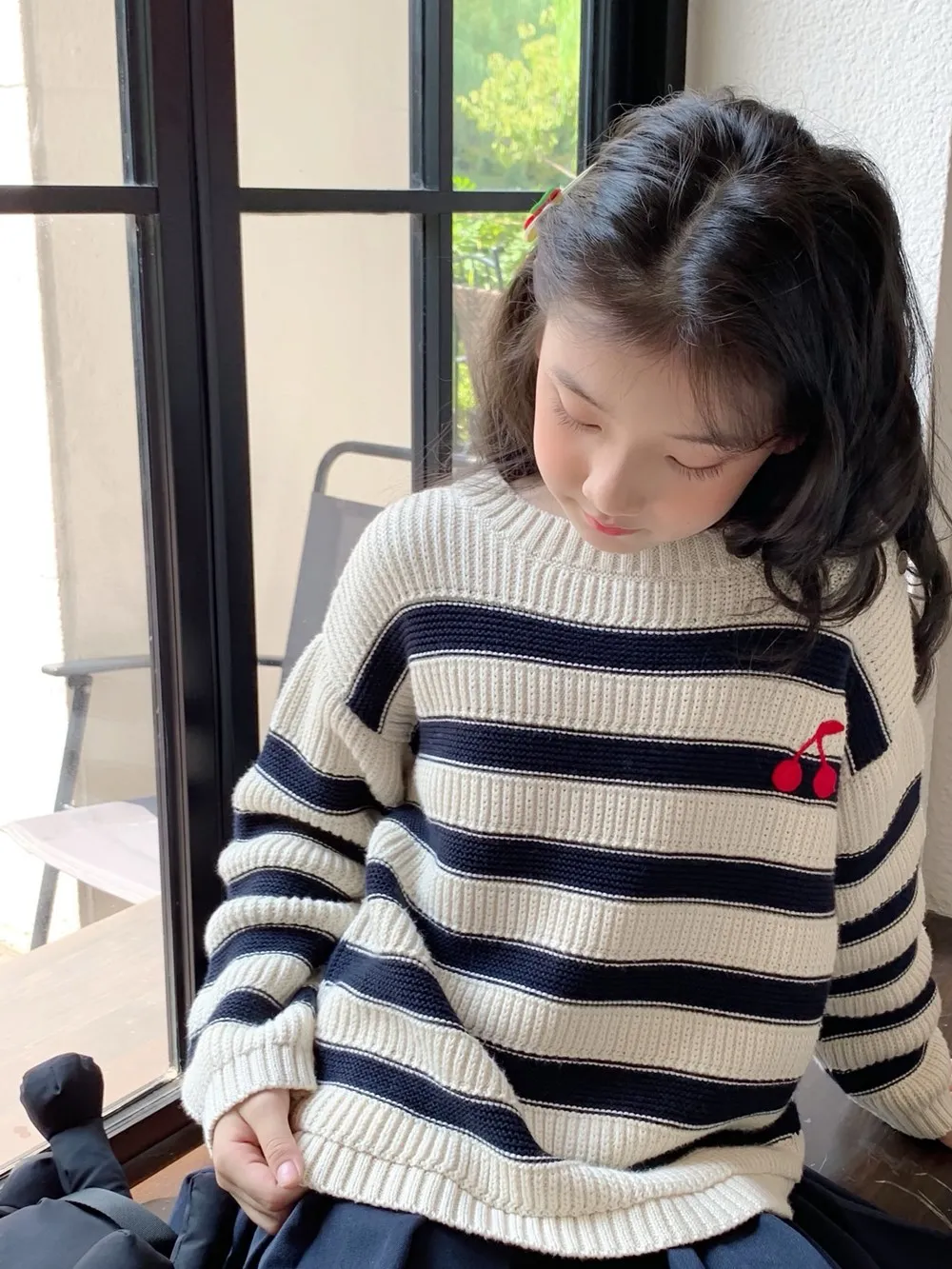 

Autumn winter girls' loose sweater kids girls clothes baby sweaters Black and white striped knitted pullover