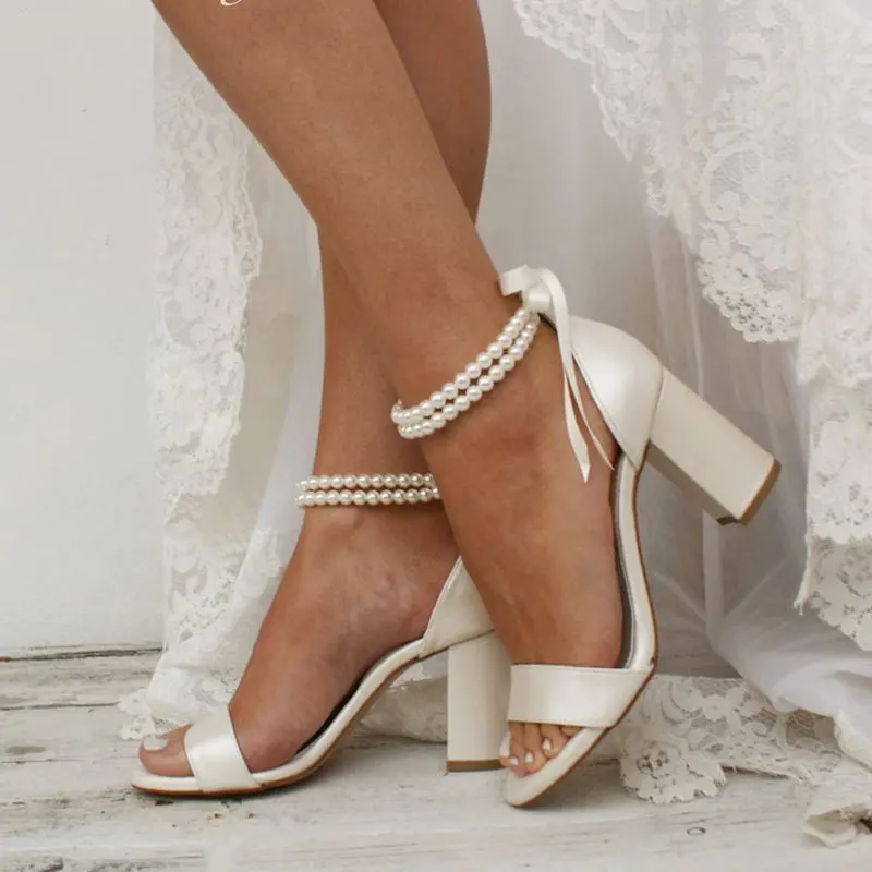 

Large Size 34-43 Luxury Pearls Ankle Strap Block Heel Sandals 2026 Open Toe Ribbon Bow Bridal Sandals for Wedding Evening Prom N