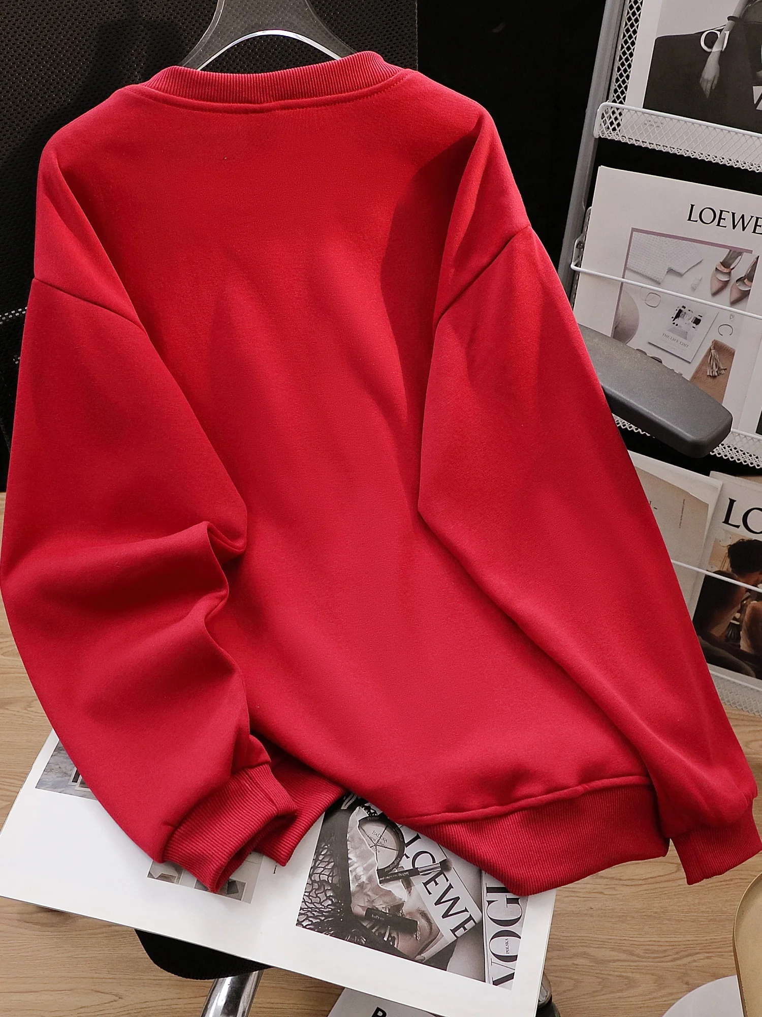 Otoño Invierno rojo bordado dibujos animados perro sudadera mujer suelta redonda Ne Sudadera con capucha Fce forrado Thiened Faionable Top