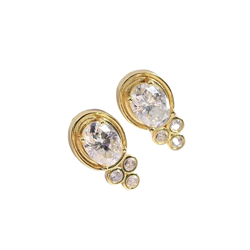 

ZFSILVER Fashion Classic 925 Silver Color D Moissanite Design Oval Flower Earring For Charms Women Accessories Jewelry Gift XIHA