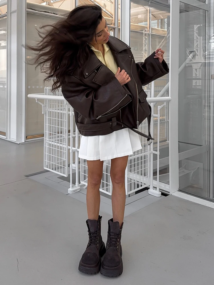 سترة قصيرة من الجلد البني بكتف عريض للنساء، سترات عصرية بأكمام طويلة وياقة من البولي يوريثان، سترة جديدة بزر واحد، ملابس خارجية يومية للشارع #4