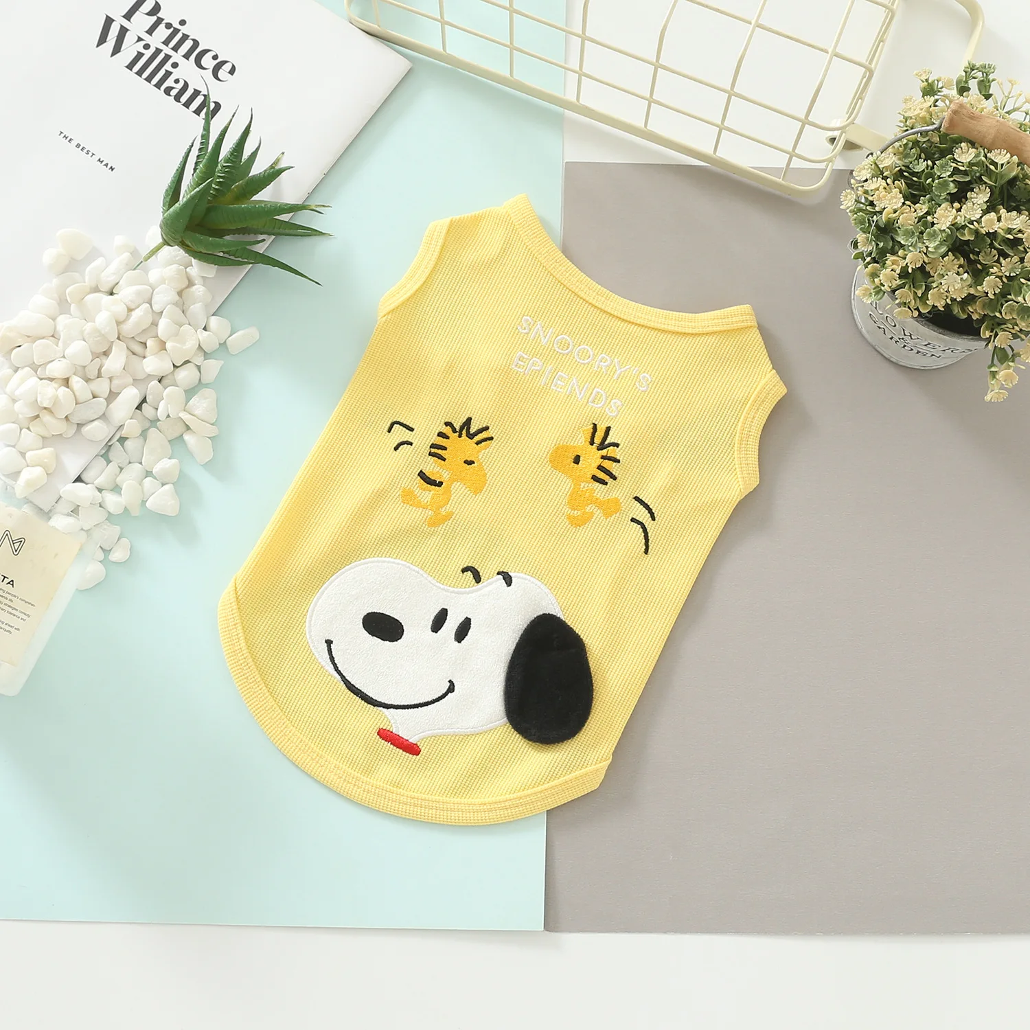 

Summer spring fall Cartoon Dog Clothes Pet Vest Snoopy Short Sleeve Vest Pet Cute Dog Pet Clothes T-Shirt