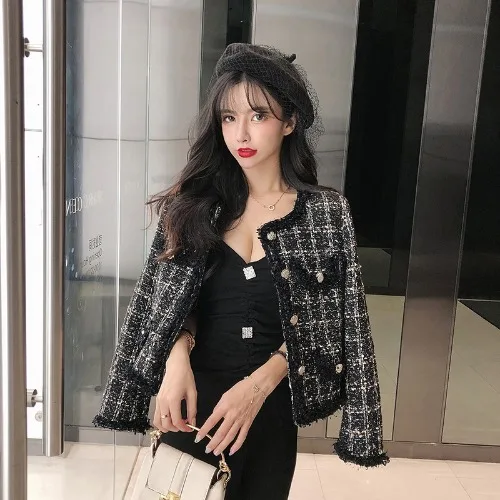 KUSAHIKI Elegant Tweed Short Coat Women Autumn Winter Fashion Korean Jackets Causal Plaid Long Sleeve Single Breasted Cardigan