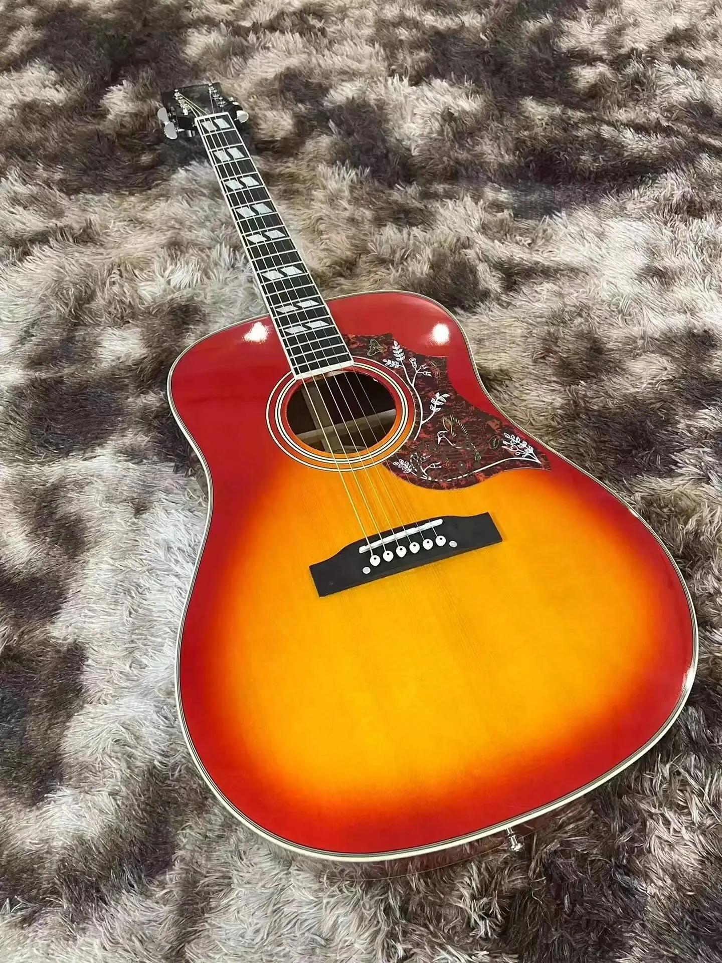 

NEW 41 "Hummingbird sunset red solid wood section refers to playing acoustic guitar 07.05