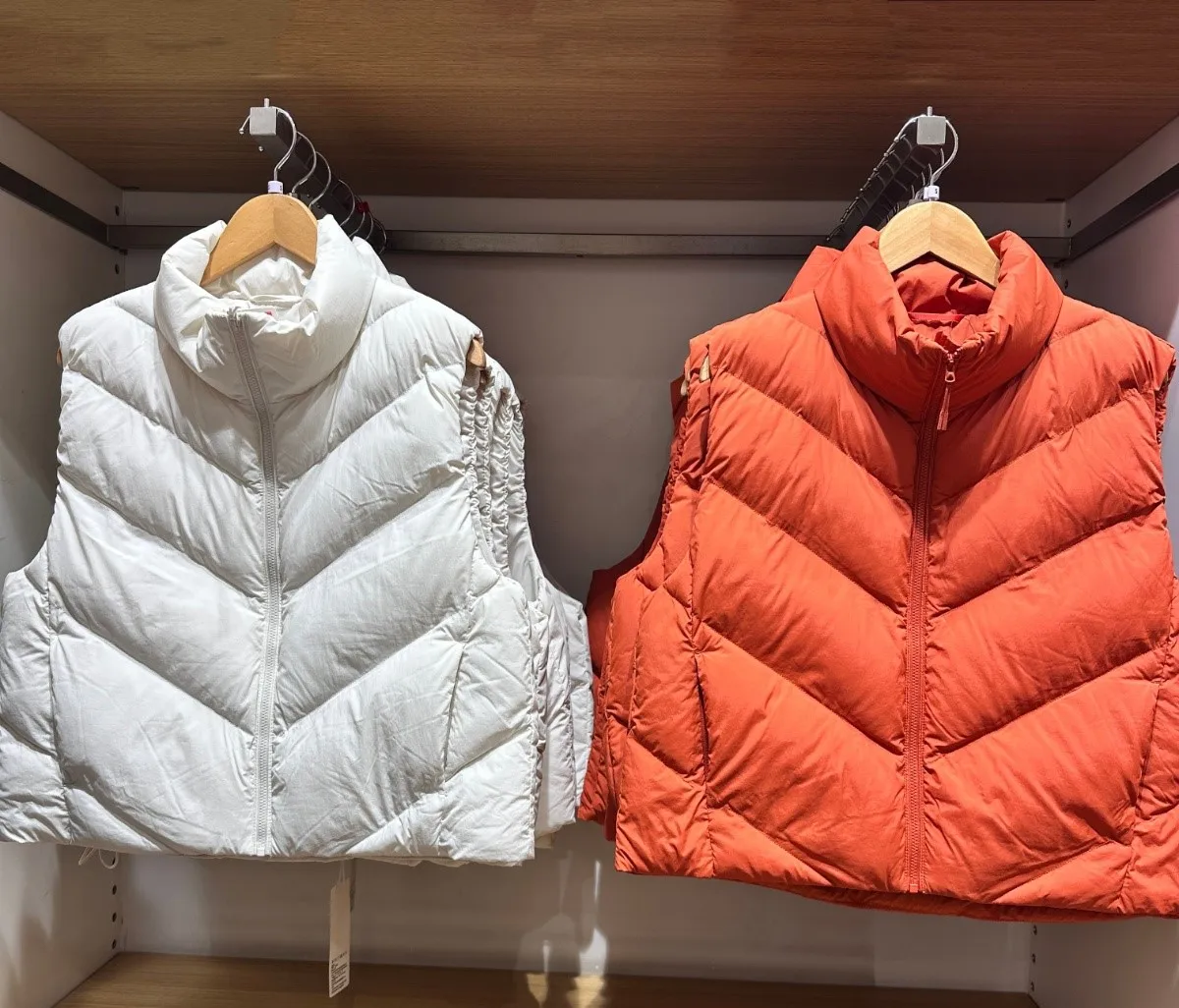 

Жилеты Жилеты Толстые женские двубортные с стулом Весенние укороченные с хлопковой подкладкой на одной пуговице Минималистичный городской легкий вес