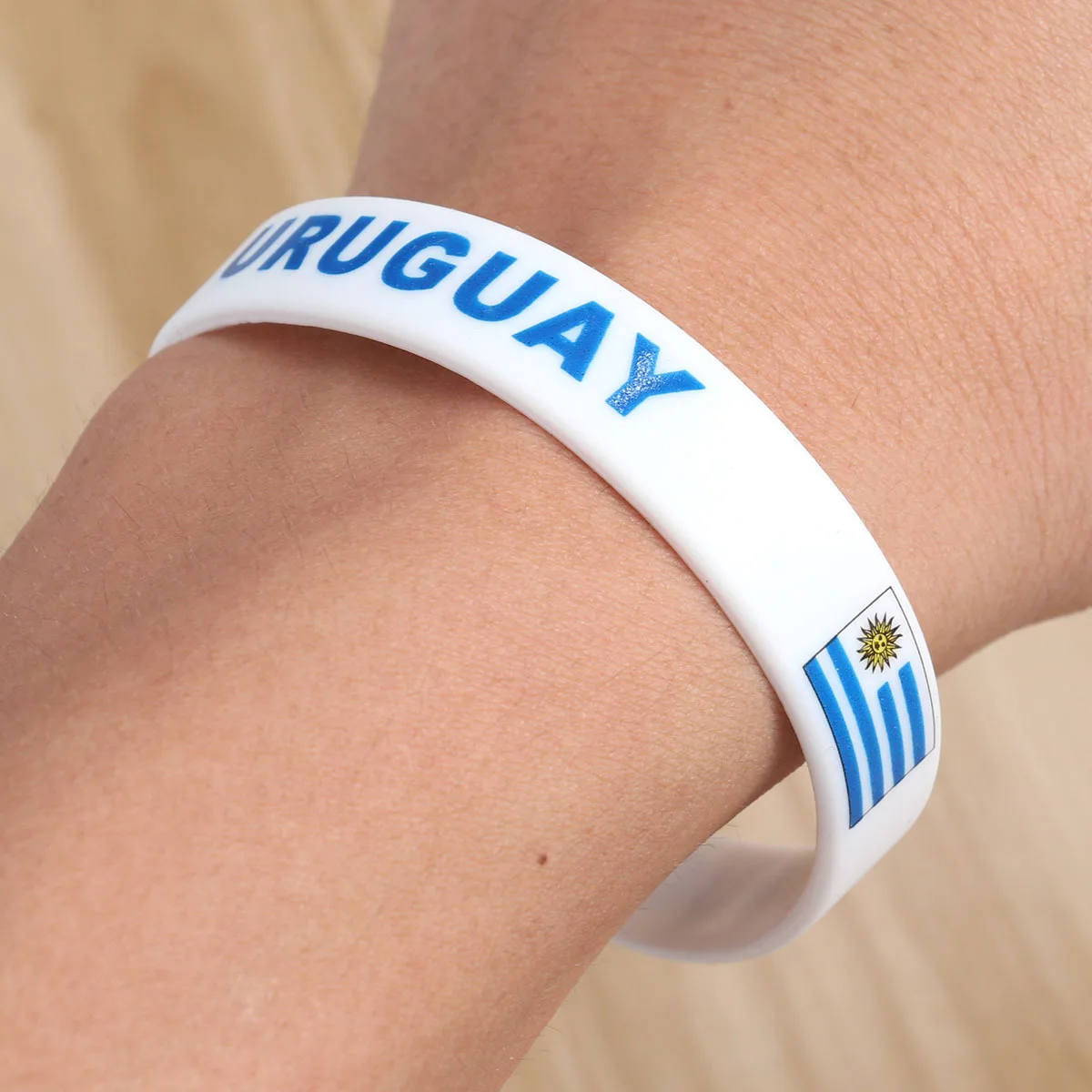 

6Pcs Silicone Country Wristbands Sports Fans Essential Soft Comfortable One Size Fits Most Football Soccer Cheer Bracelet