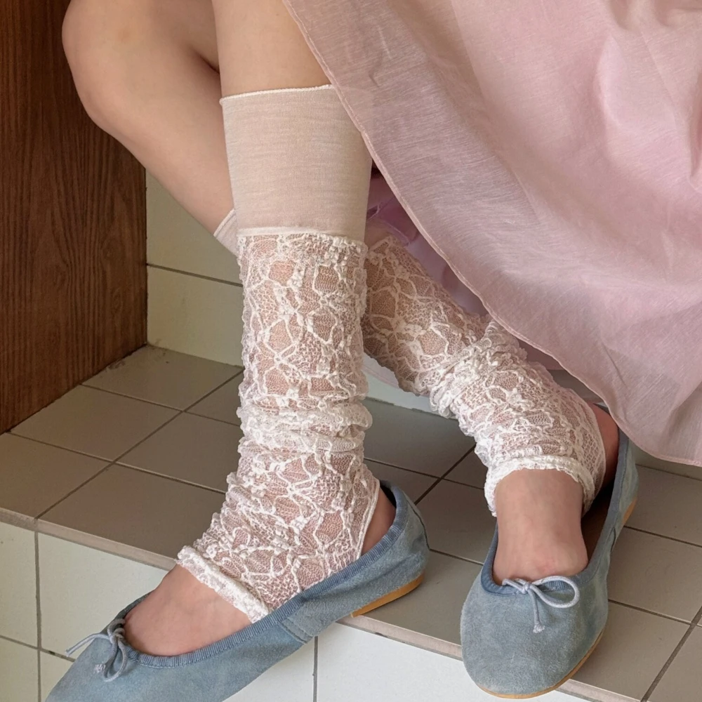 Retro Lace Splice Sweet Mid Calf Socks Japanese Ins Style Cute Floral Foot Stepping Socks Korean Simple Slouchy Socks