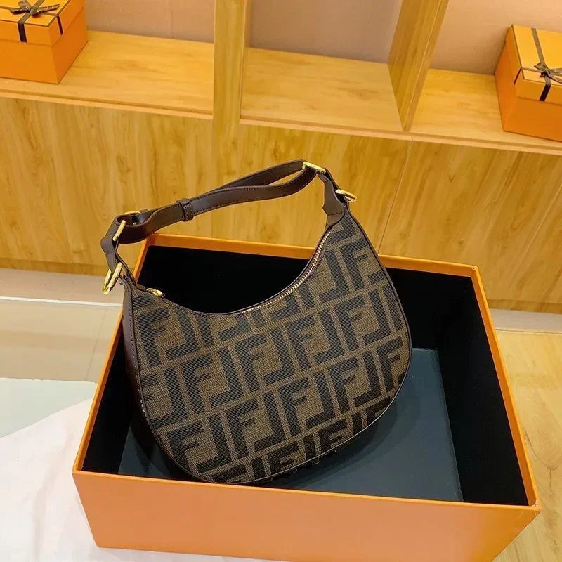 High-quality Fashion Shoulder Bag Retro Luxury Underarm Bag Ladies Bag Adjustable Shoulder Strap Crossbody Bag In Europe And Ame