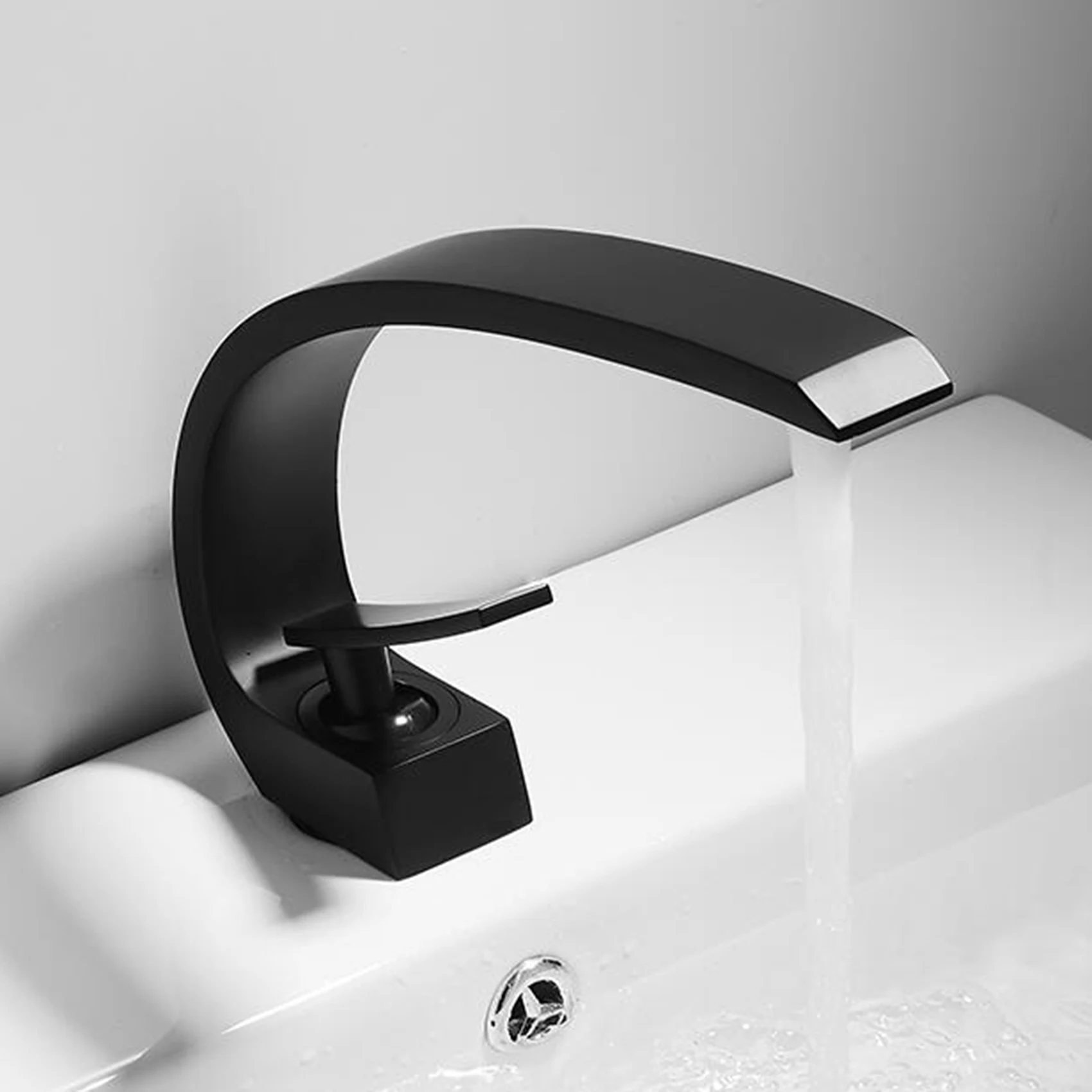 Modern Bathroom Basin Faucet, Single Handle Hot and Cold Water Waterfall Faucet, Black