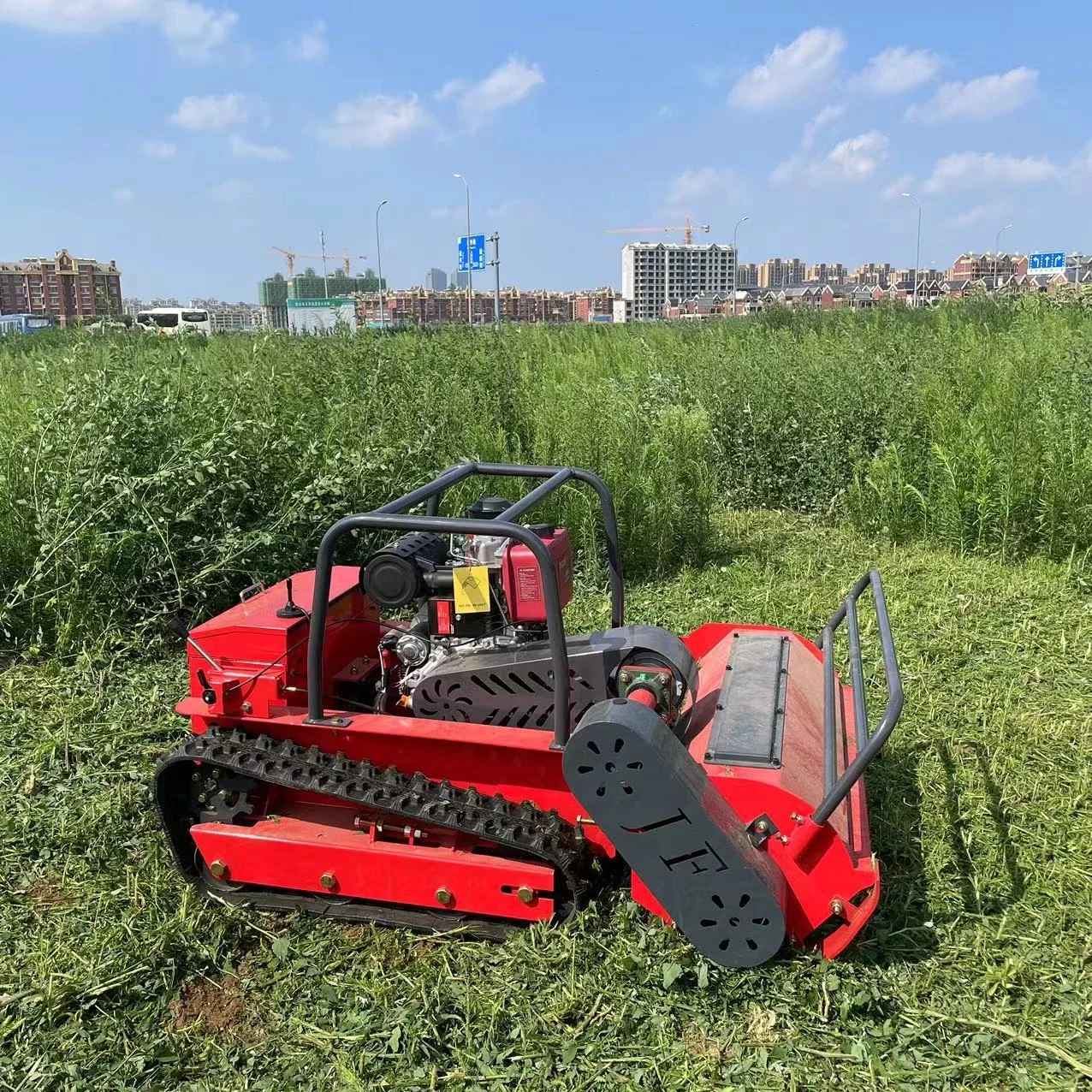 Lawn Mower for Farm Garden  Mini Cheap Cutting Grass Machine Removing Machine Best Remote Control Lawn Mower Grass Trimmer