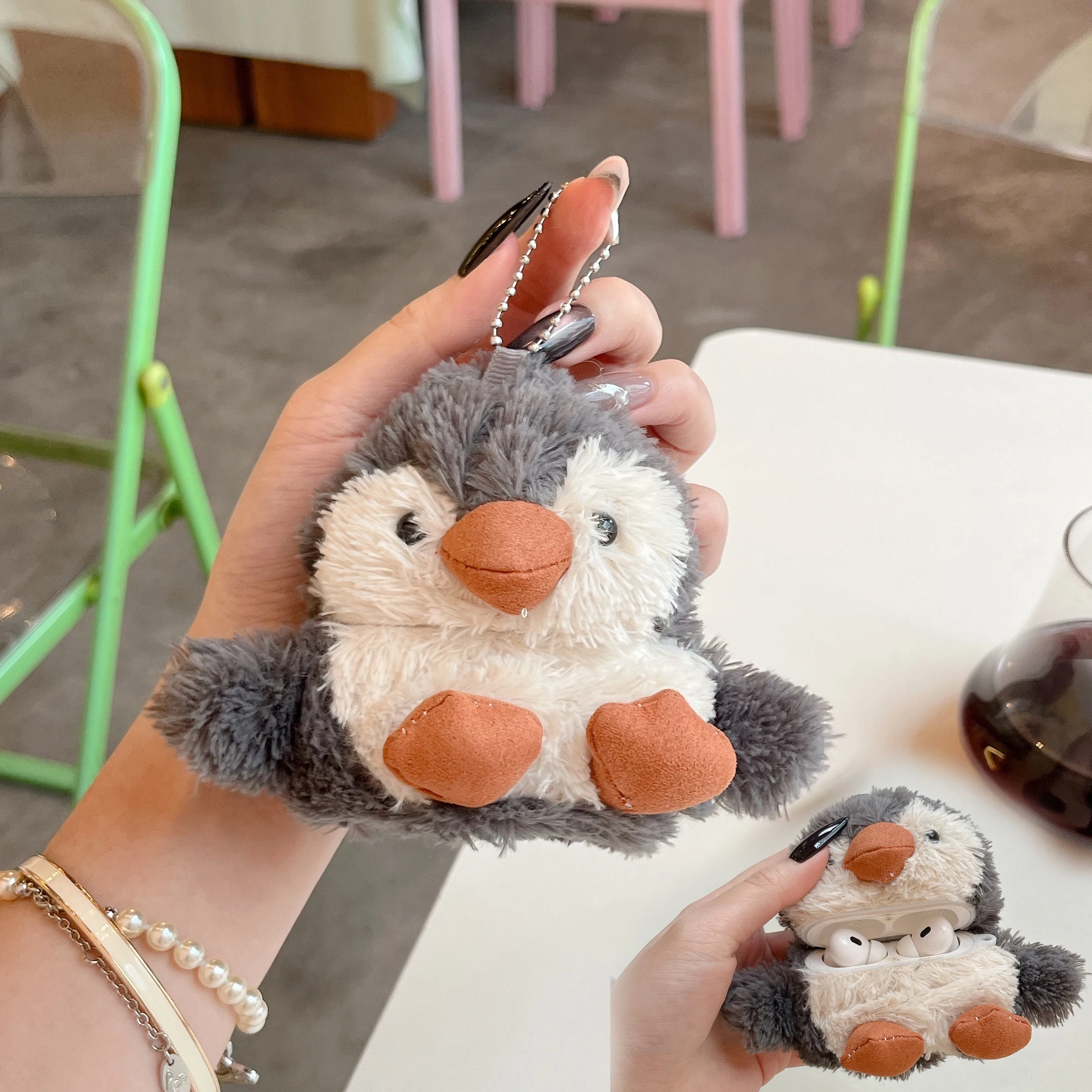 3D-Schutzhülle mit niedlichem Cartoon-Pinguin-Kopfhörer für AirPods 1, 2, 3, 4, Pro 2, weiche, schöne Plüsch-Anti-Fall-Schutzhülle