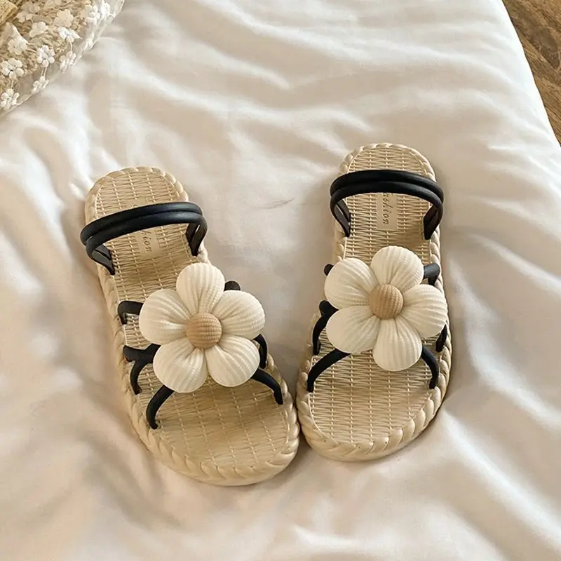 Damen Römische Sommersandalen Flache Freizeitschuhe für den Strand mit Zwei Tragemöglichkeiten Vielseitiger Neuer Outdoor-Stil