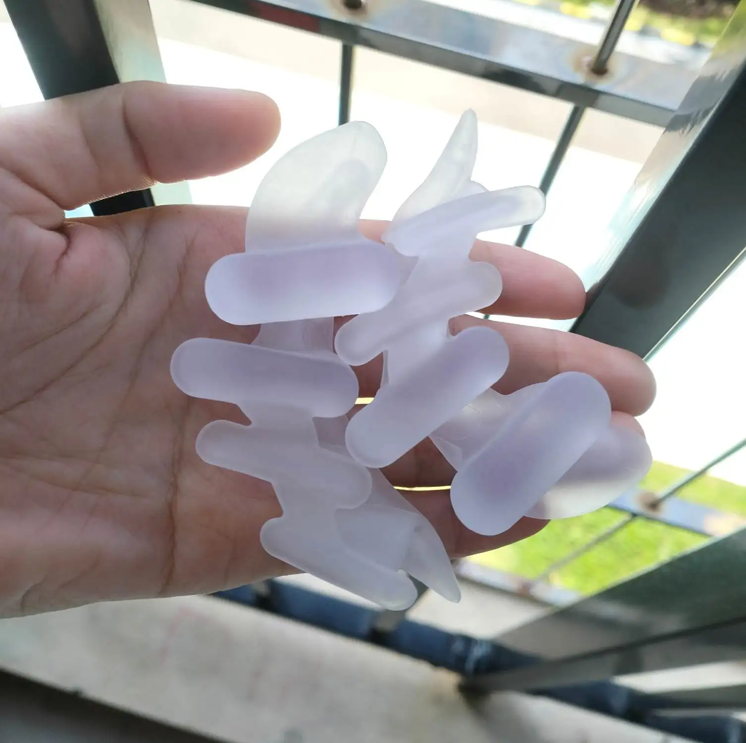 1/10/60pairs Transparent Silicone Gel Straightener Pain Relief Toe Protector Three-Hole Finger Spacer Bunion Foot Care Tools