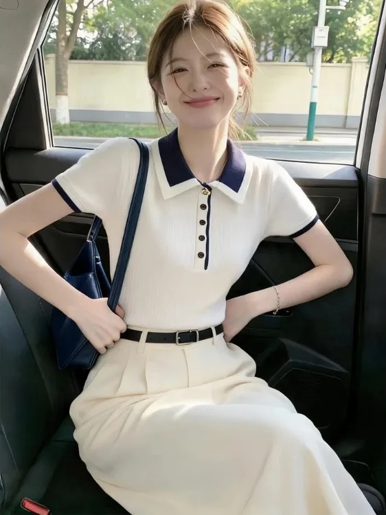 

Chic Light Knitted Shirt Women's Summer Short Sleeve Turn-down Collar Beautiful Maturity Style Korean Version Soft Knitwear