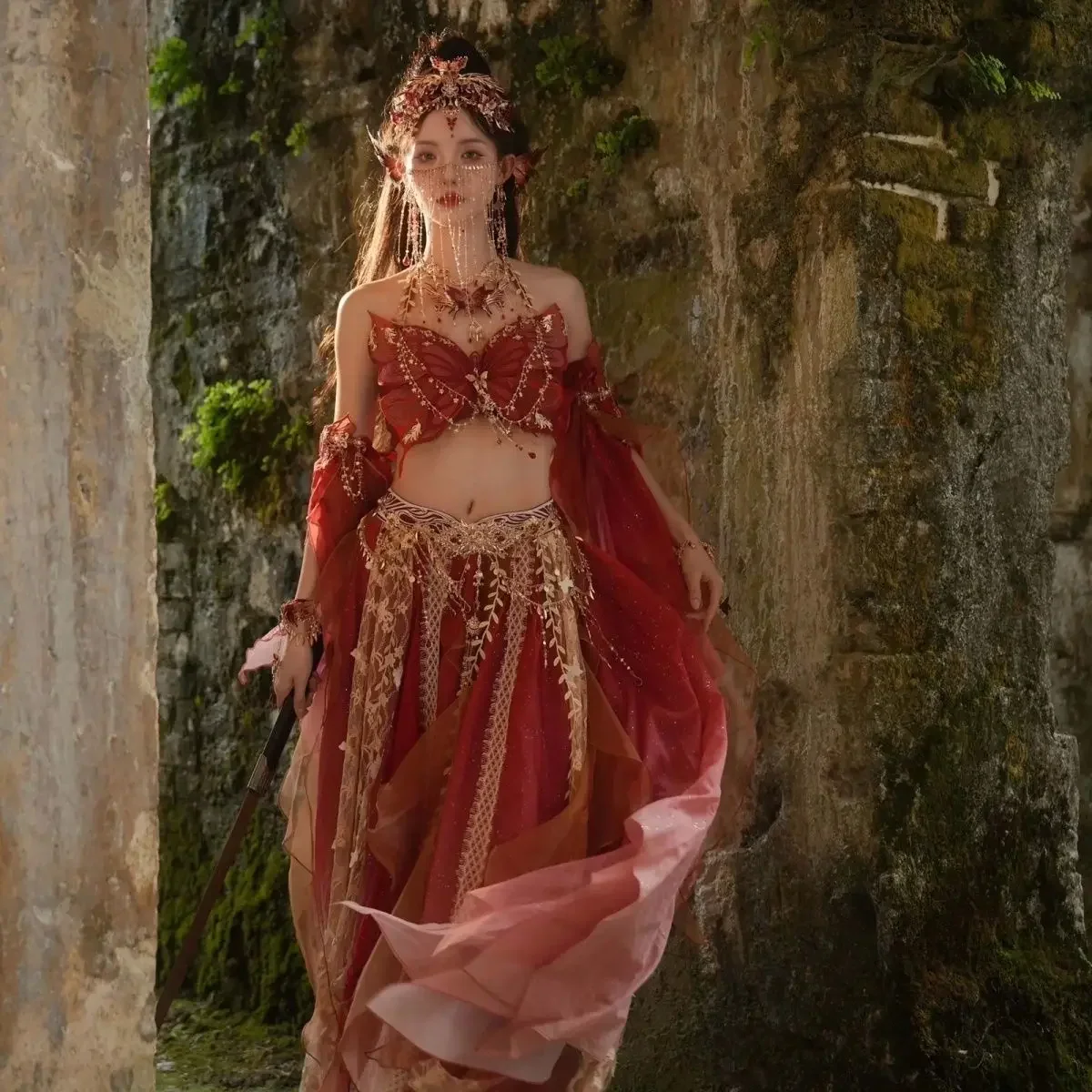 2025 Abito tradizionale Hanfu femminile sfumato occidentale Cospaly squisito ricamo elfo farfalla ragazza abito da principessa