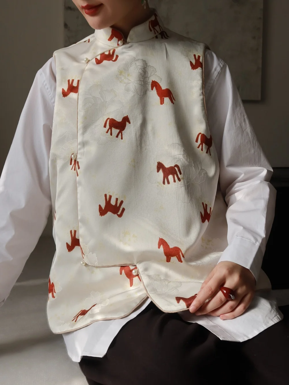 

Женский жилет TAORAN свободного кроя с принтом, воротником-стойкой, в стиле ретро, на одной пуговице, с подплечниками, в китайском стиле