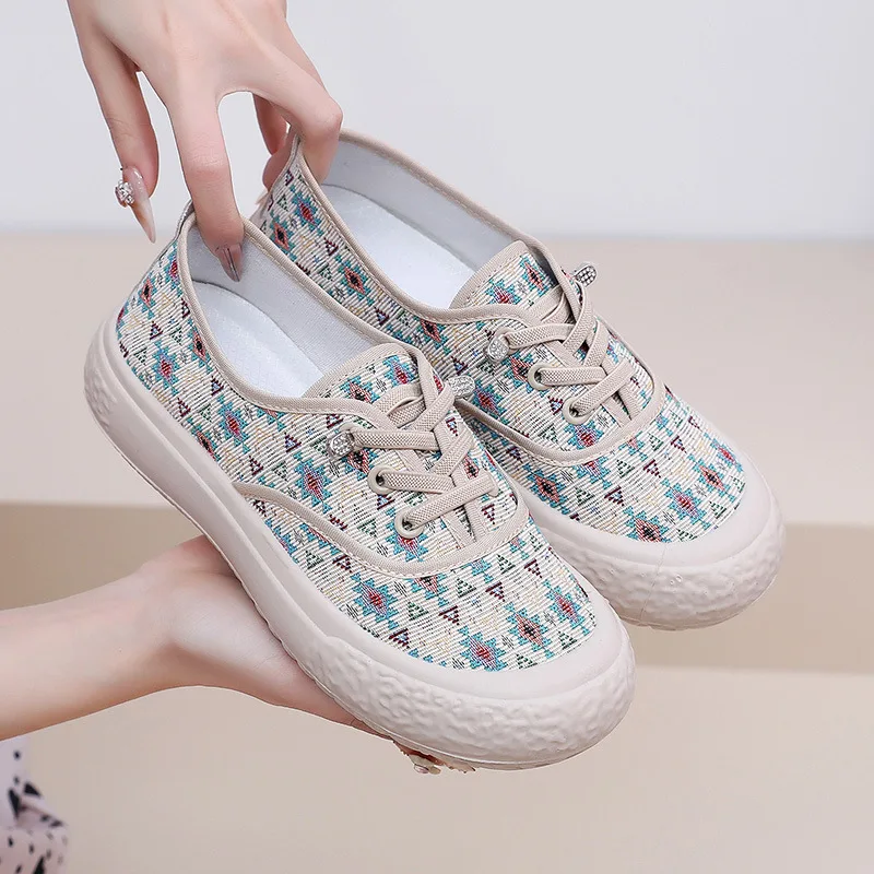 Old Beijing cloth shoes women's shoes spring and autumn new style breathable casual thick soled canvas shoes fisherman shoes