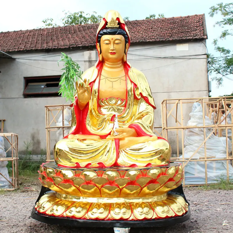 XL Guanyin Bodhisattva Buddha statue dripping water Guanyin Temple worships the statue of the Empress of Guanyin in the South