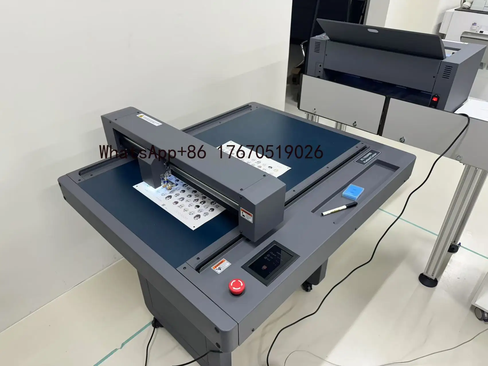 Automatic Flatbed Cutter & Creaser Full Die Cutting Machine Flatbed Cutting Plotter for Cardboard With Location