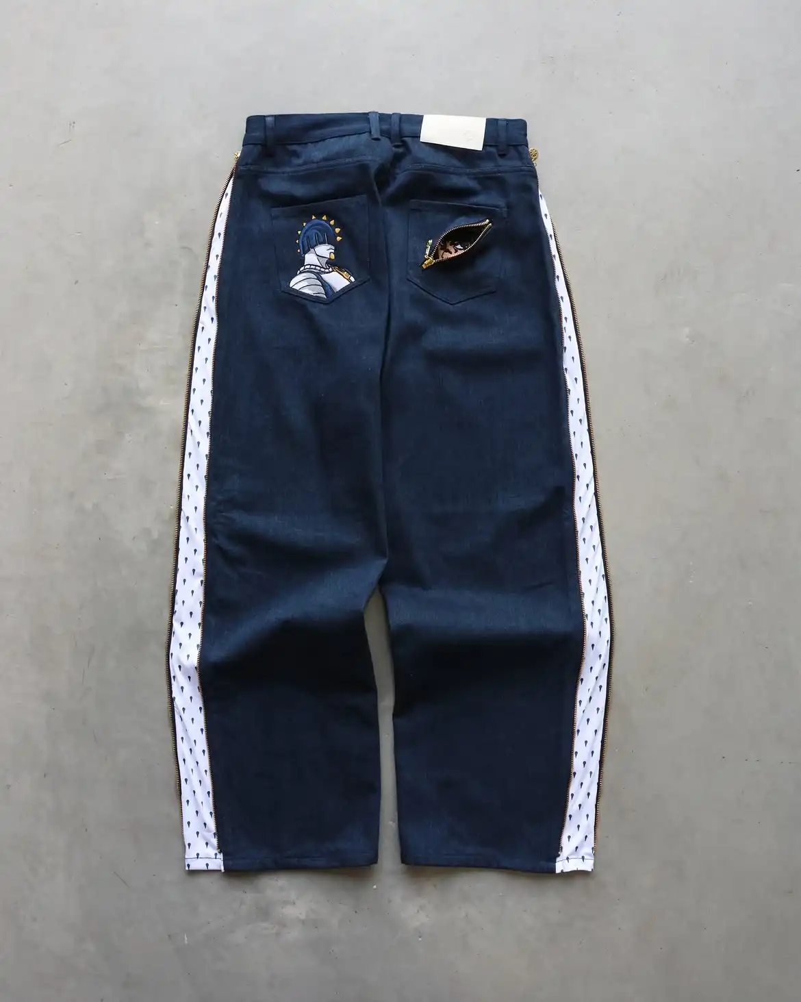 Y2K gothic Hip Hop Baggy Denim Jeans Anime Character Embroidery Side Zipper Patchwork Wide Leg Pants Mens Casual Streetwear