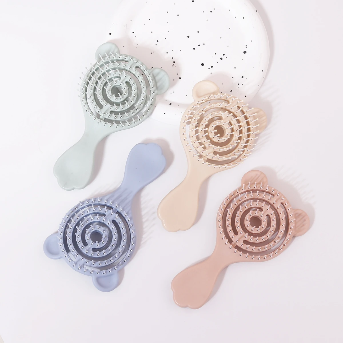 

1pcs portable cartoon anti-static hollowed out design for scalp massage female hair styling comb hair Special for real hair wigs