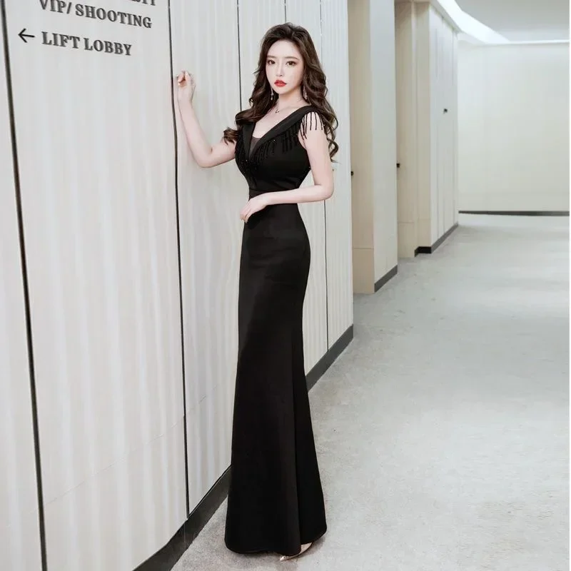 Hot sale No. 58 Temperament Tassel V-neck Sleeveless Celebrity Party Performance Slim Dress Evening Dress