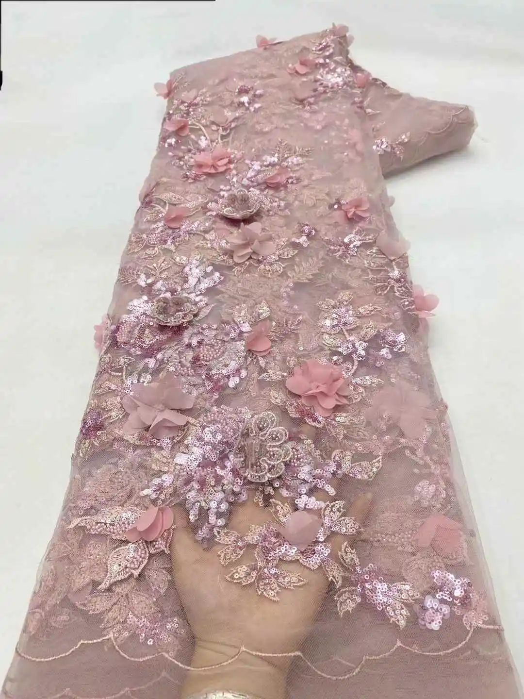 

2024 Latest French 3D Beaded Tulle Lace Fabric High Quality African Net Lace Fabrics With Sequins For Evening Dresses