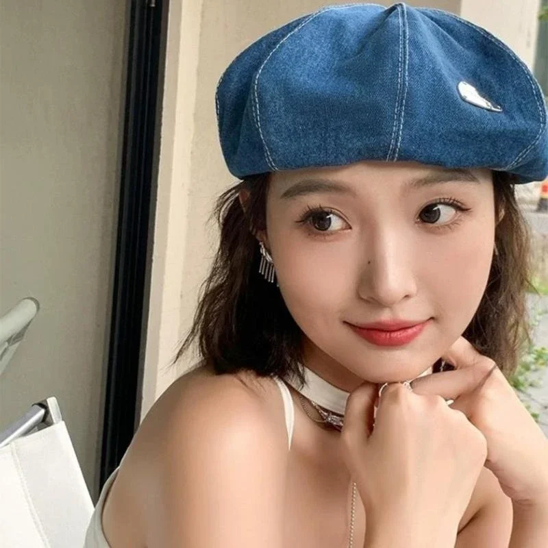 

Unisex with Metal Charm Painter Hat British Cabbie Hat for Autumn Winter Flat Hat for Daily Wear Cabbie Hat