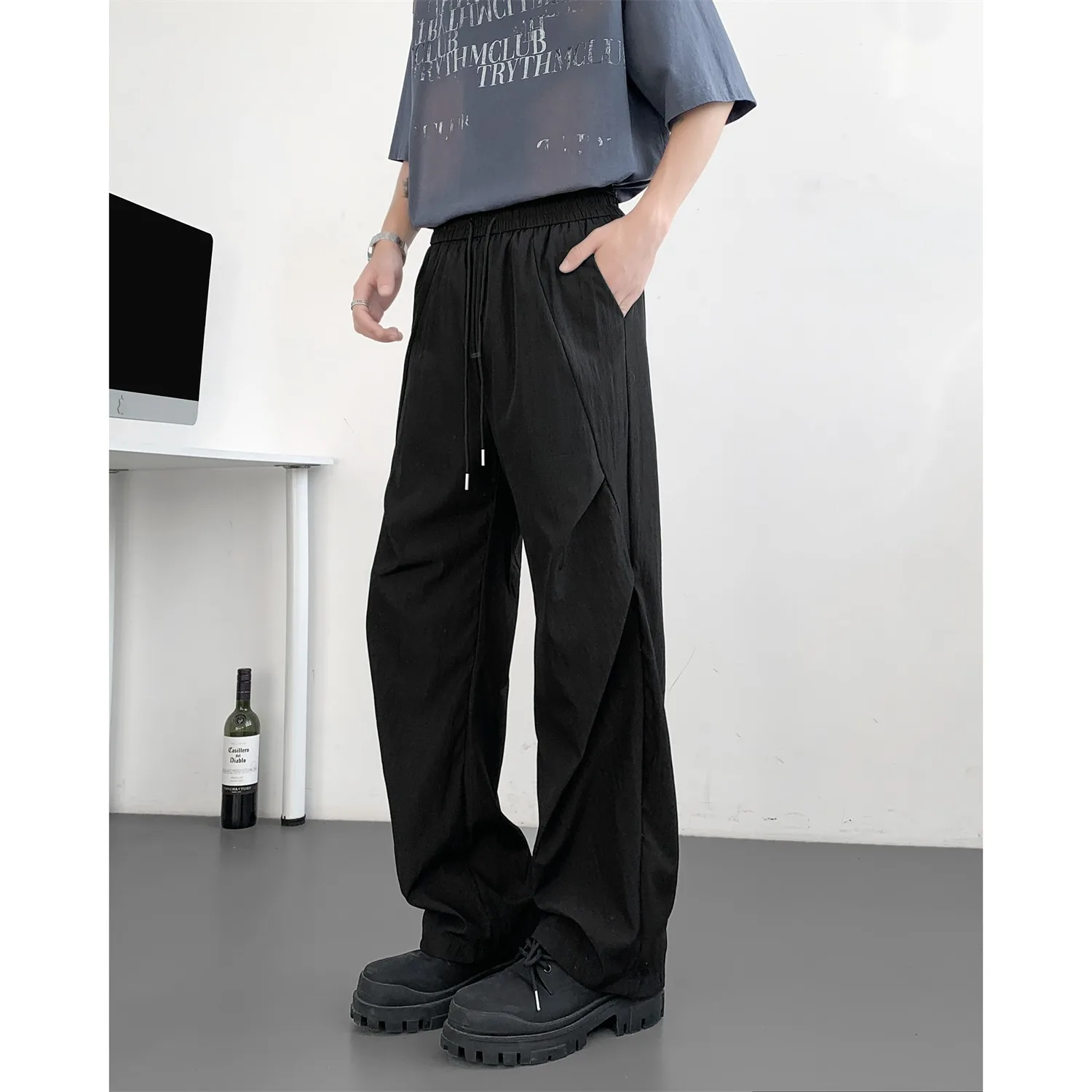 

Мужские летние повседневные брюки из ледяного шелка свободного кроя, прямые, для активного отдыха, в стиле «солдат», с эффектом складок